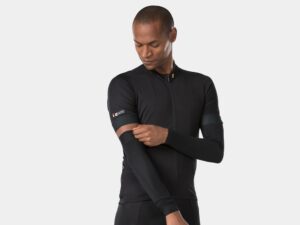 ThermalCyclingArmWarmer-25028-A-Primary
