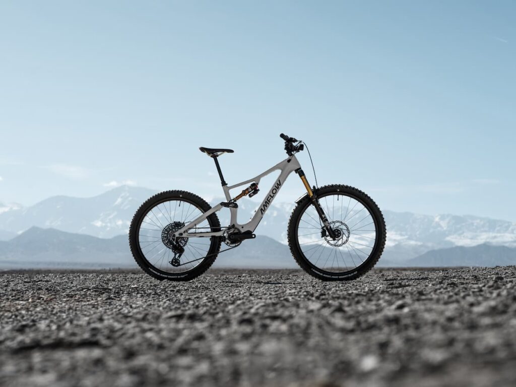 Amflow PX sähkömaastopyörä harmaa | www.kehitys.vmsport.fi